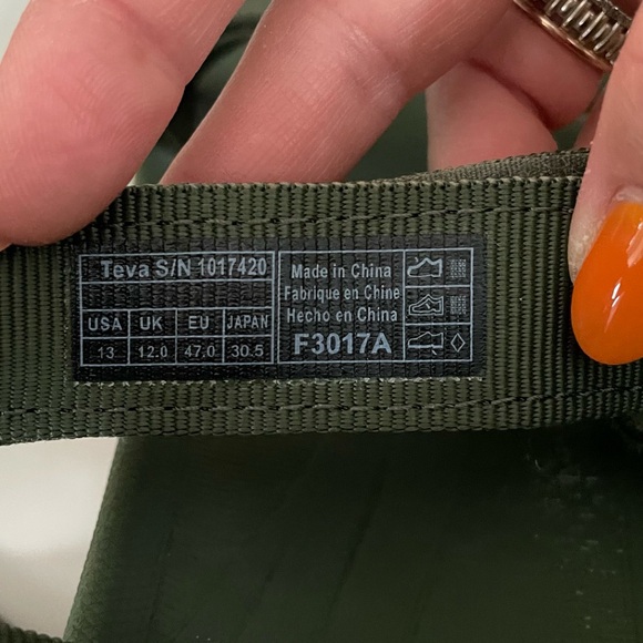 TEVA Winsted Solid Sandals for Men size 13 color Green - Picture 5 of 6